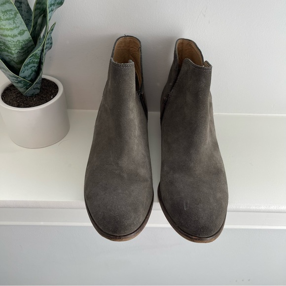 Splendid Hamptyn Suede Bootie - Picture 5 of 10